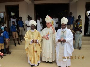 Bp Piotrowski zaprasza do Kielc rodziny misjonarzy i misjonarek