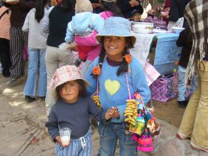 Argentyna: misyjna akcja polskich katechetów „Kubek mleka”