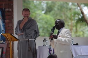 UGANDA:  WSPÓLNOTA  MODLITWY NIE MA GRANIC