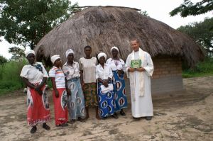 ZAMBIA: NOWA PARAFIA – WIELKA RADOŚĆ